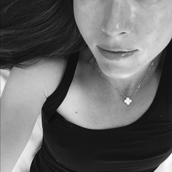 Meet your Posher, Amanda - Picture 1 of 1